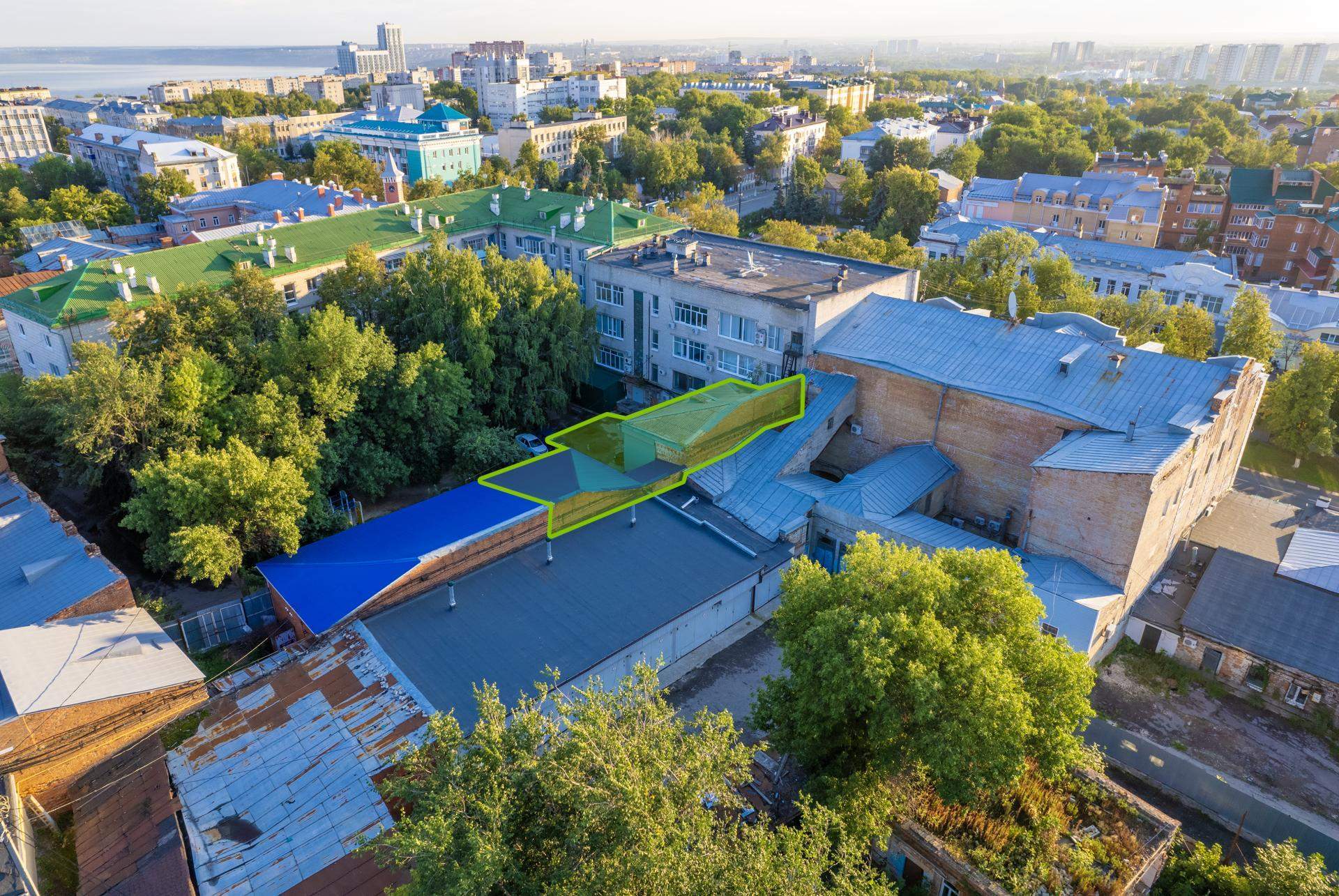 Продам торговое помещение 212.4 м.кв.