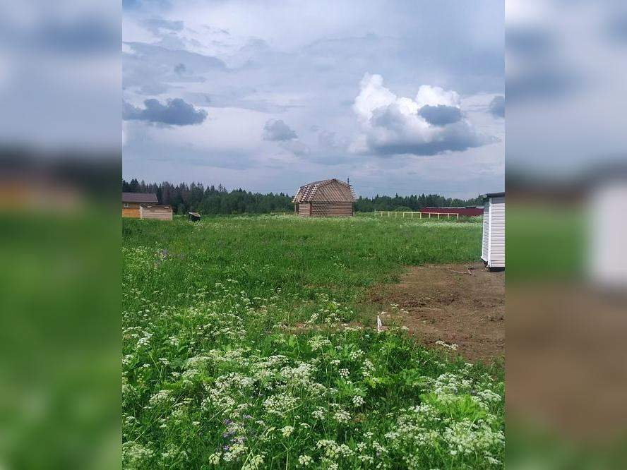 Продам земельный участок 738 м.кв.