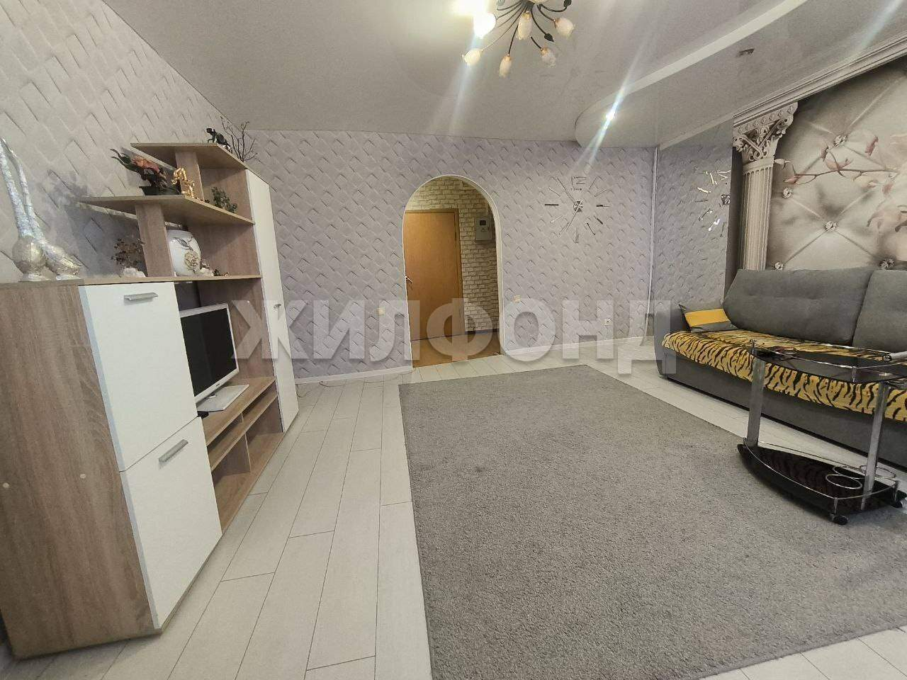 Квартира на продажу в Орёле, 8 Марта улица, 1 фото №2