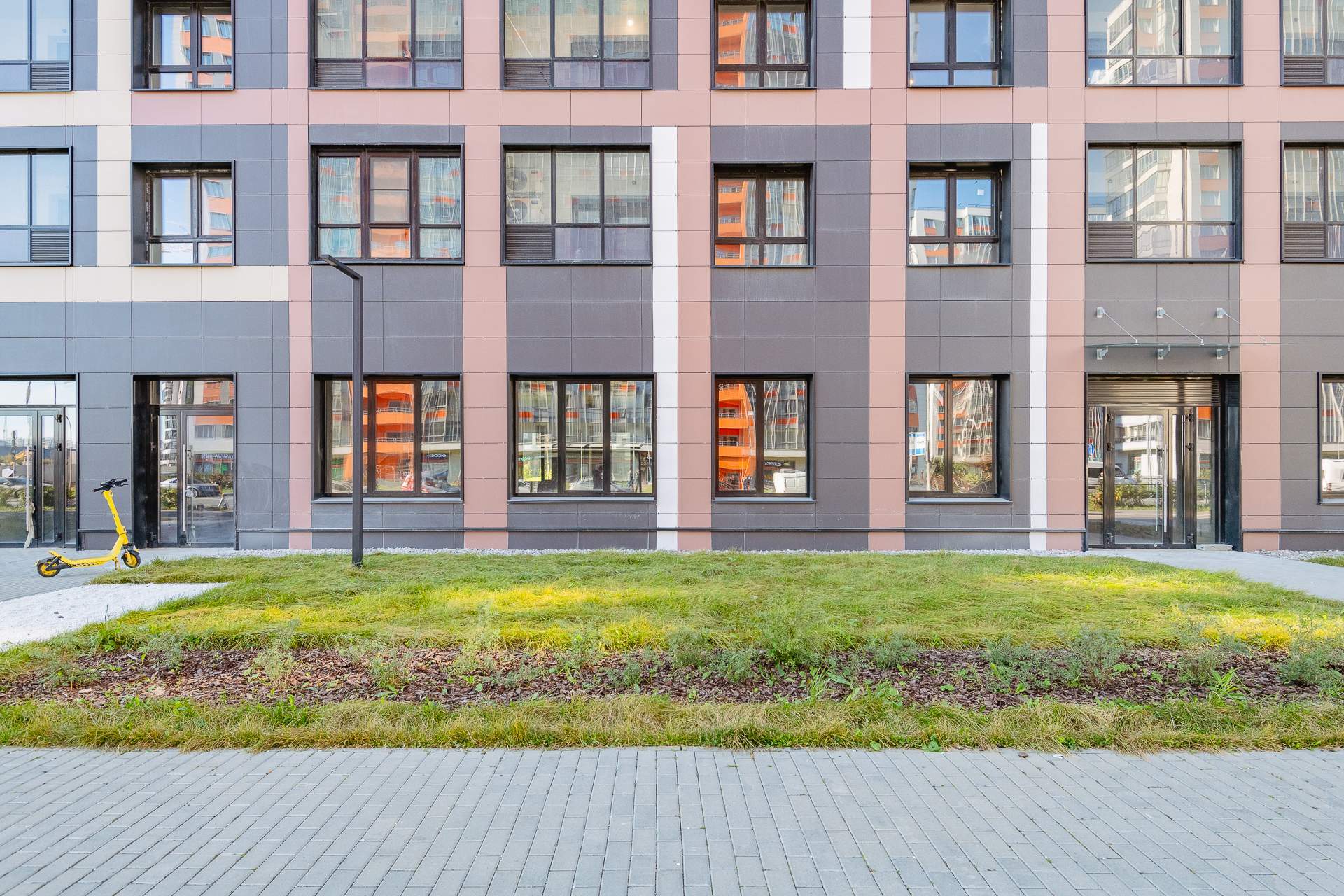 Продам магазин 11.8 м.кв.