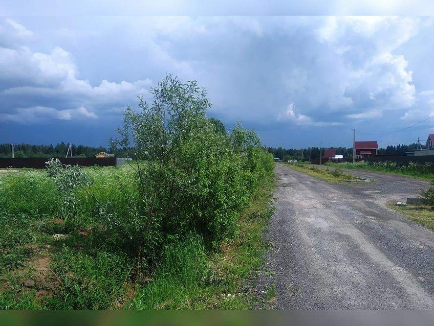 Продам земельный участок 738 м.кв.