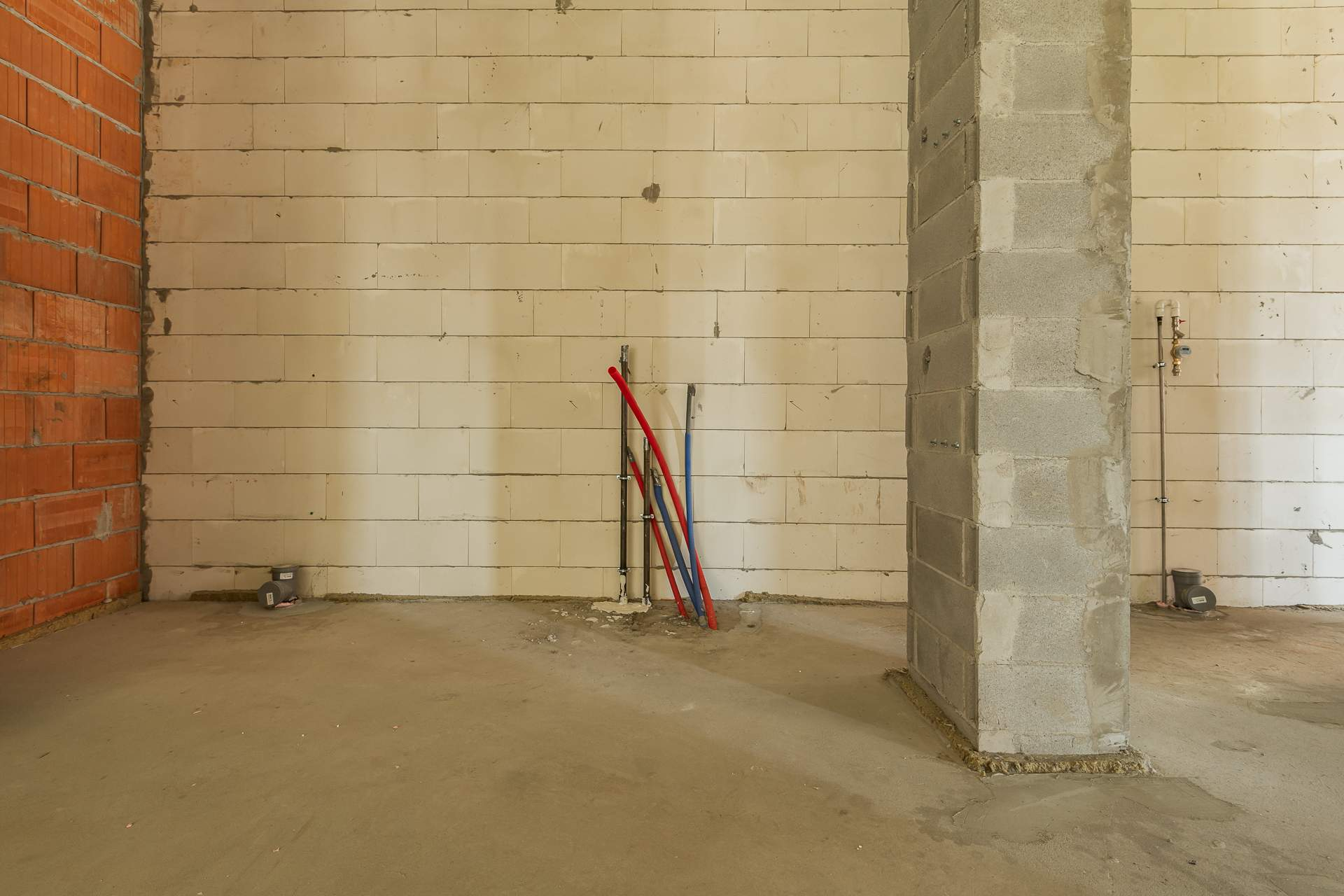 Продам магазин 11.8 м.кв.