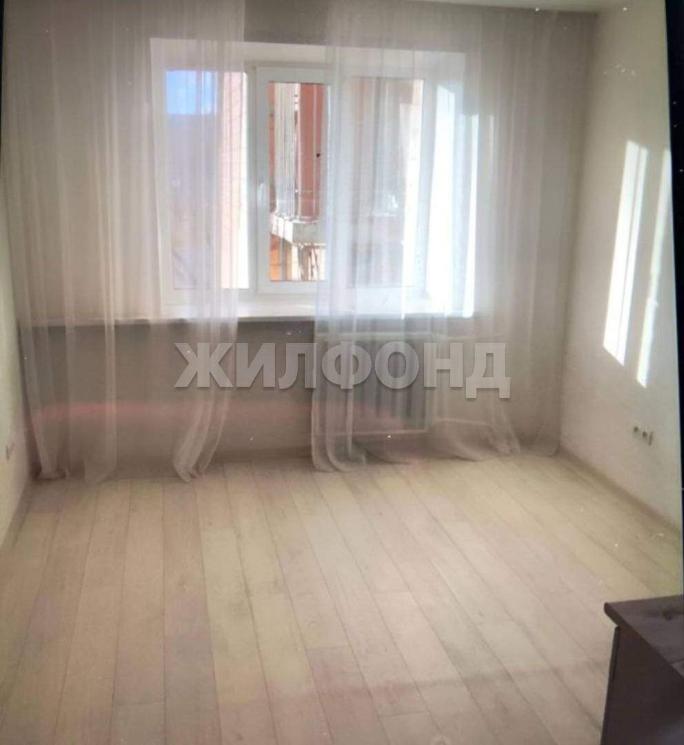 Комната на продажу в Красноярске, Полярная улица, 7-я фото №1