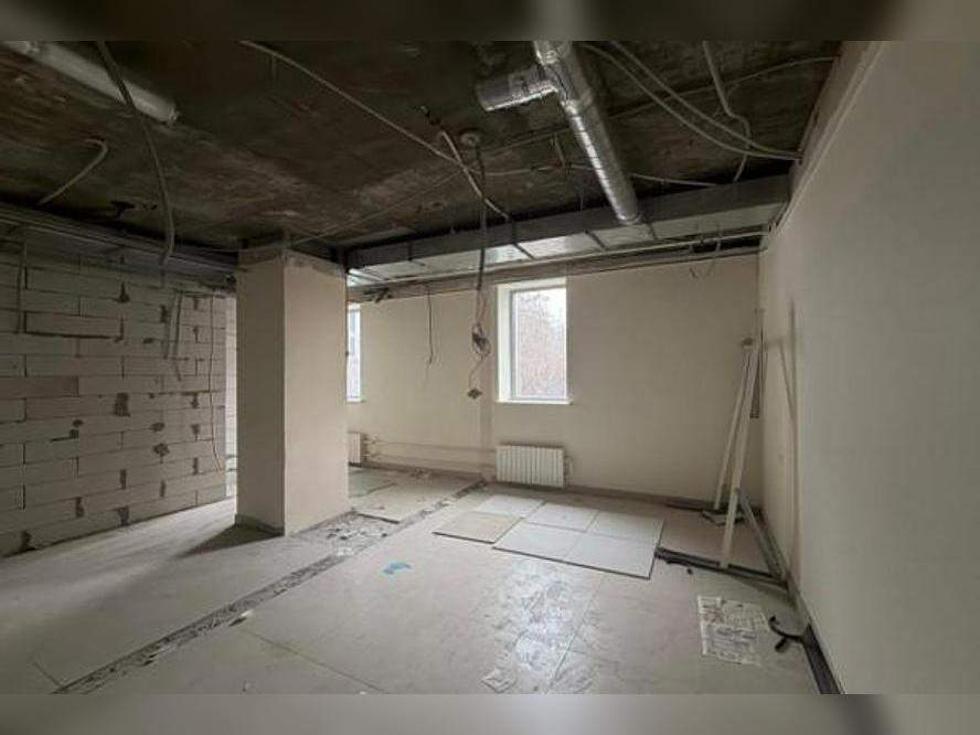 Фото: Торговое помещение 230.9 м2 в аренду test