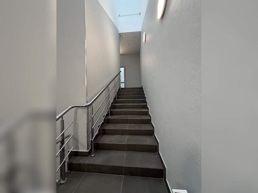 Сдам в аренду магазин 456.2 м.кв.