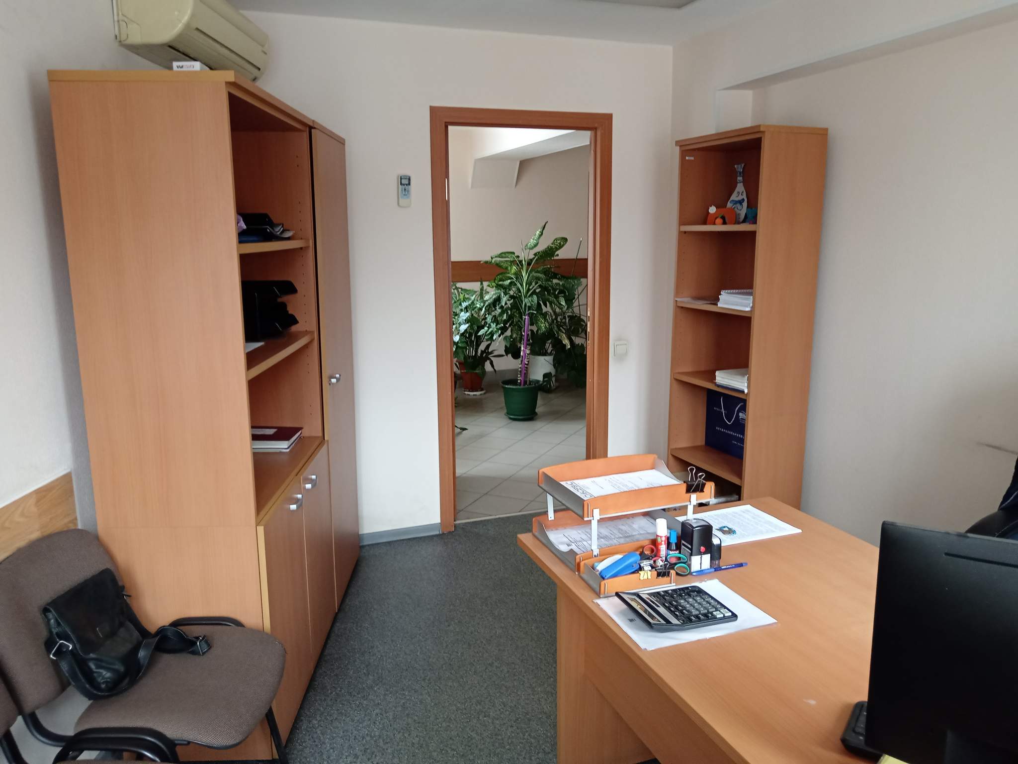 Продам торговое помещение 1630.7 м.кв.