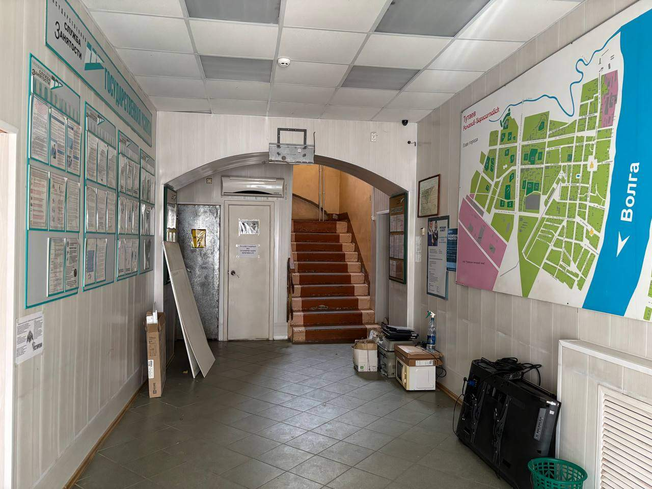 Продам офис 447 м.кв.