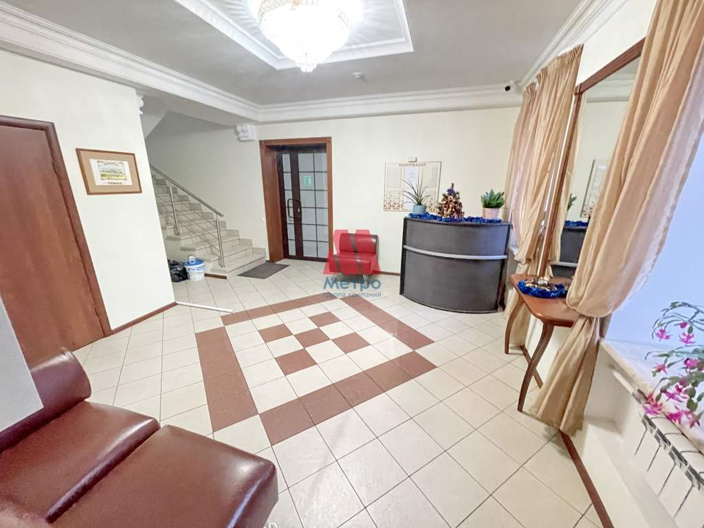 Сдам в аренду офис 82 м.кв.