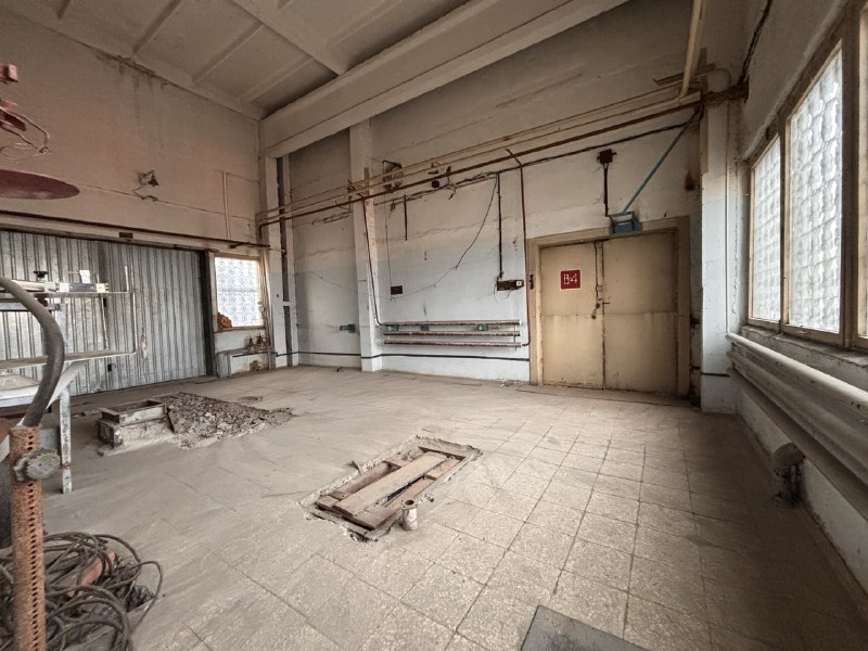 Сдам в аренду склад 337.4 м.кв.