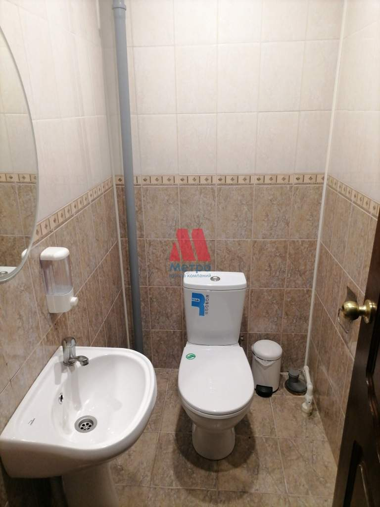 Сдам в аренду помещение свободного назначения 15 м.кв.