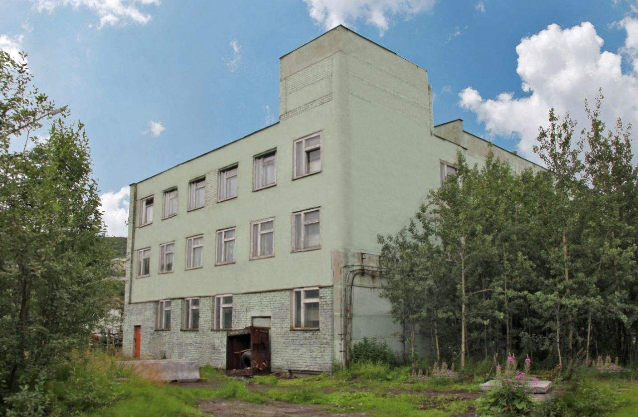 Продам производственное помещение 11736 м.кв.