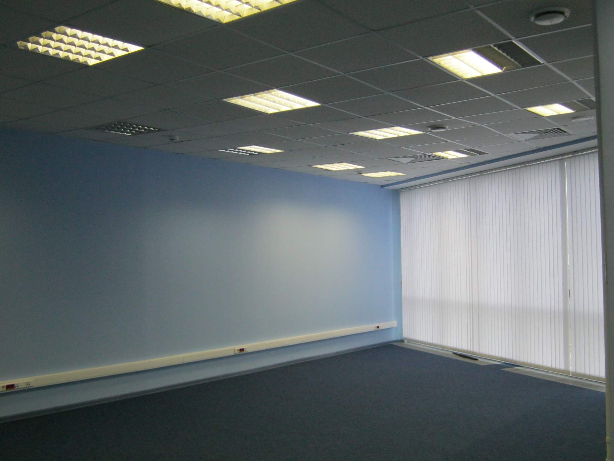 Сдам в аренду офис 102 м.кв.