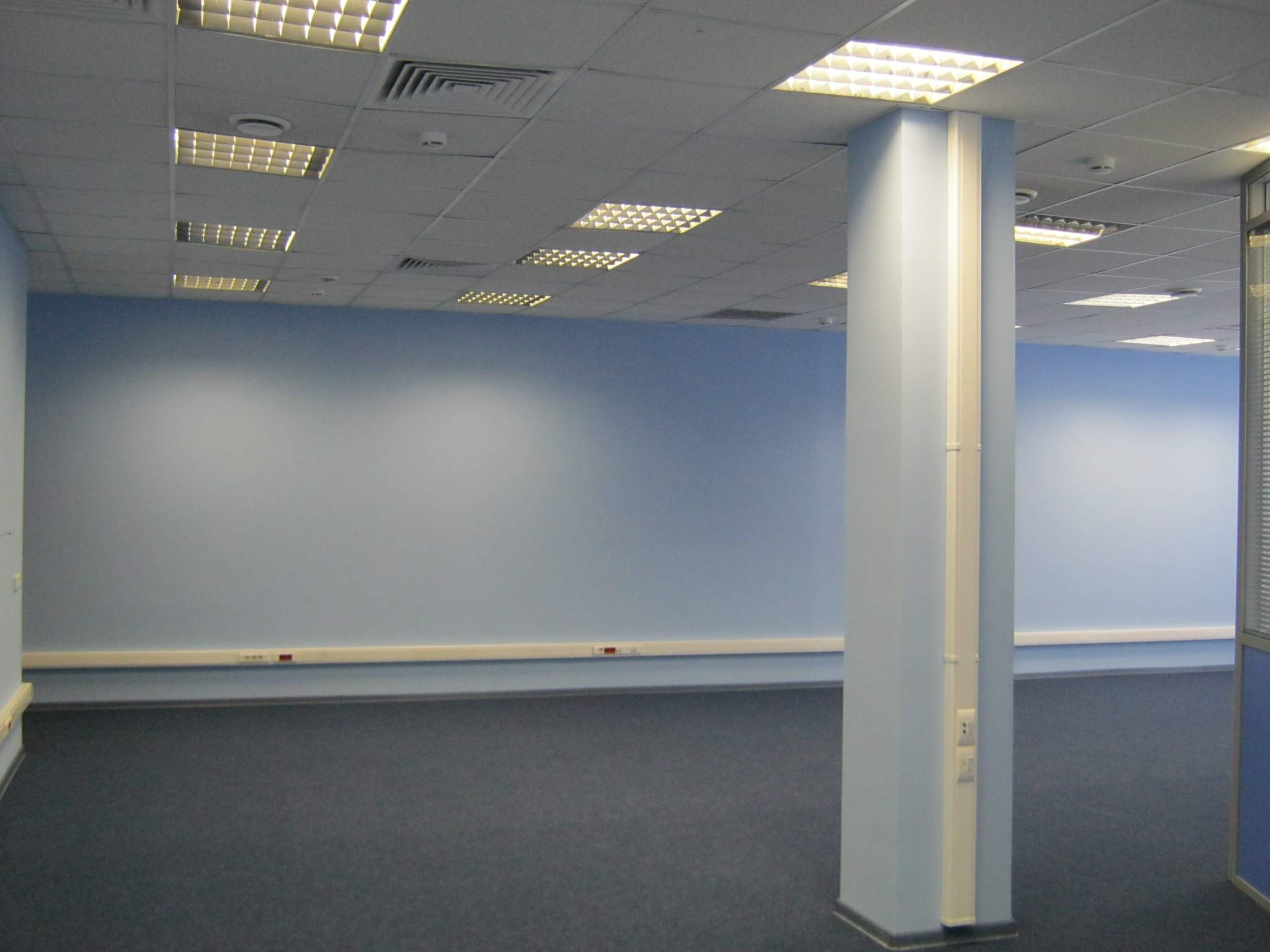 Сдам в аренду офис 102 м.кв.