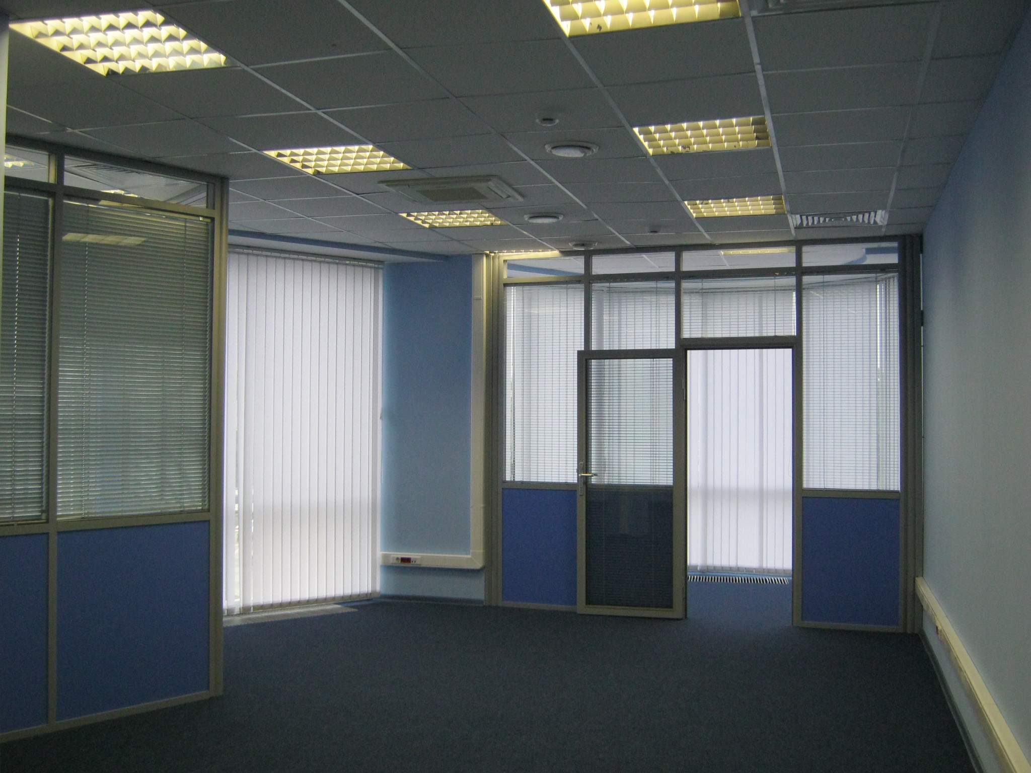 Сдам в аренду офис 102 м.кв.