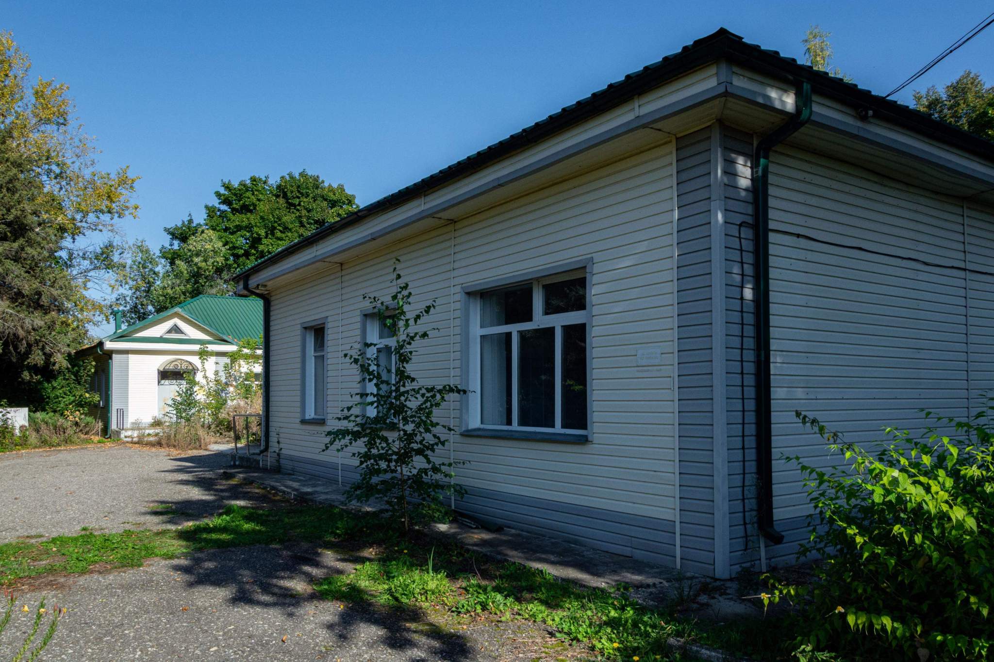 Продам торговое помещение 1022.9 м.кв.