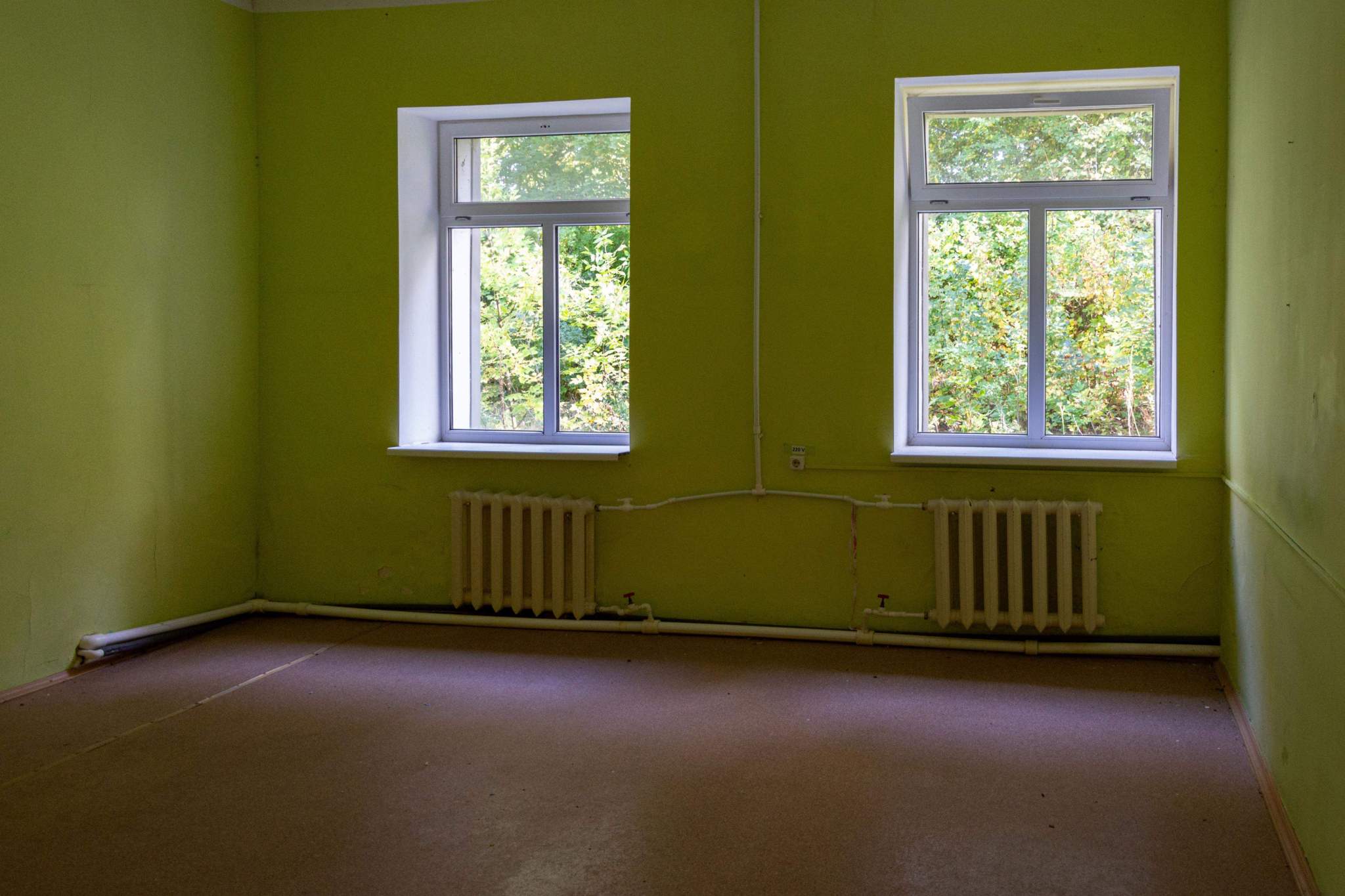 Продам торговое помещение 1022.9 м.кв.