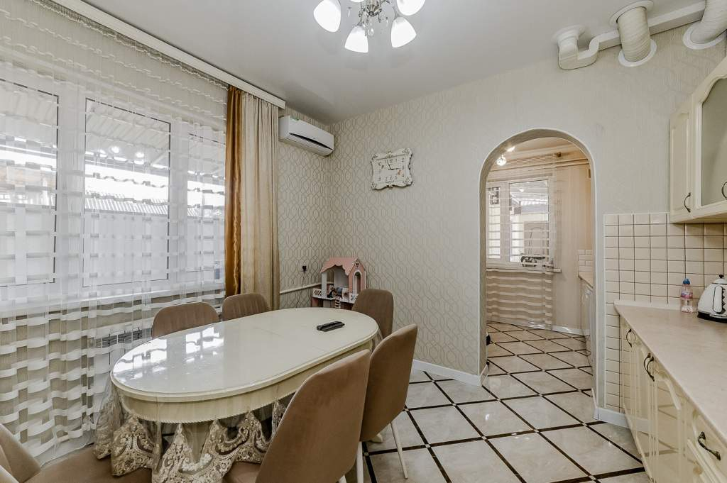 Дом на продажу в Краснодаре, им. Бабушкина улица, 114 фото №6