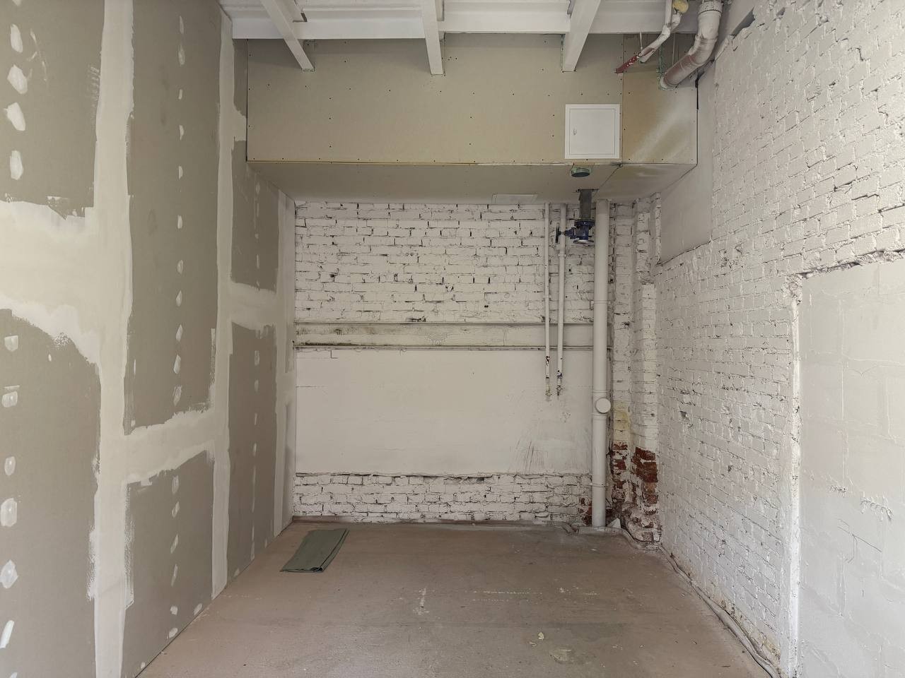 Продам помещение свободного назначения 17.2 м.кв.