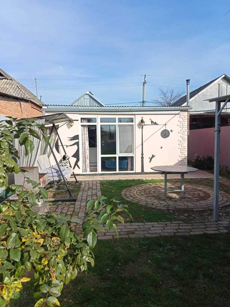 Дом на продажу в Динской, Динская улица, 143 фото №1