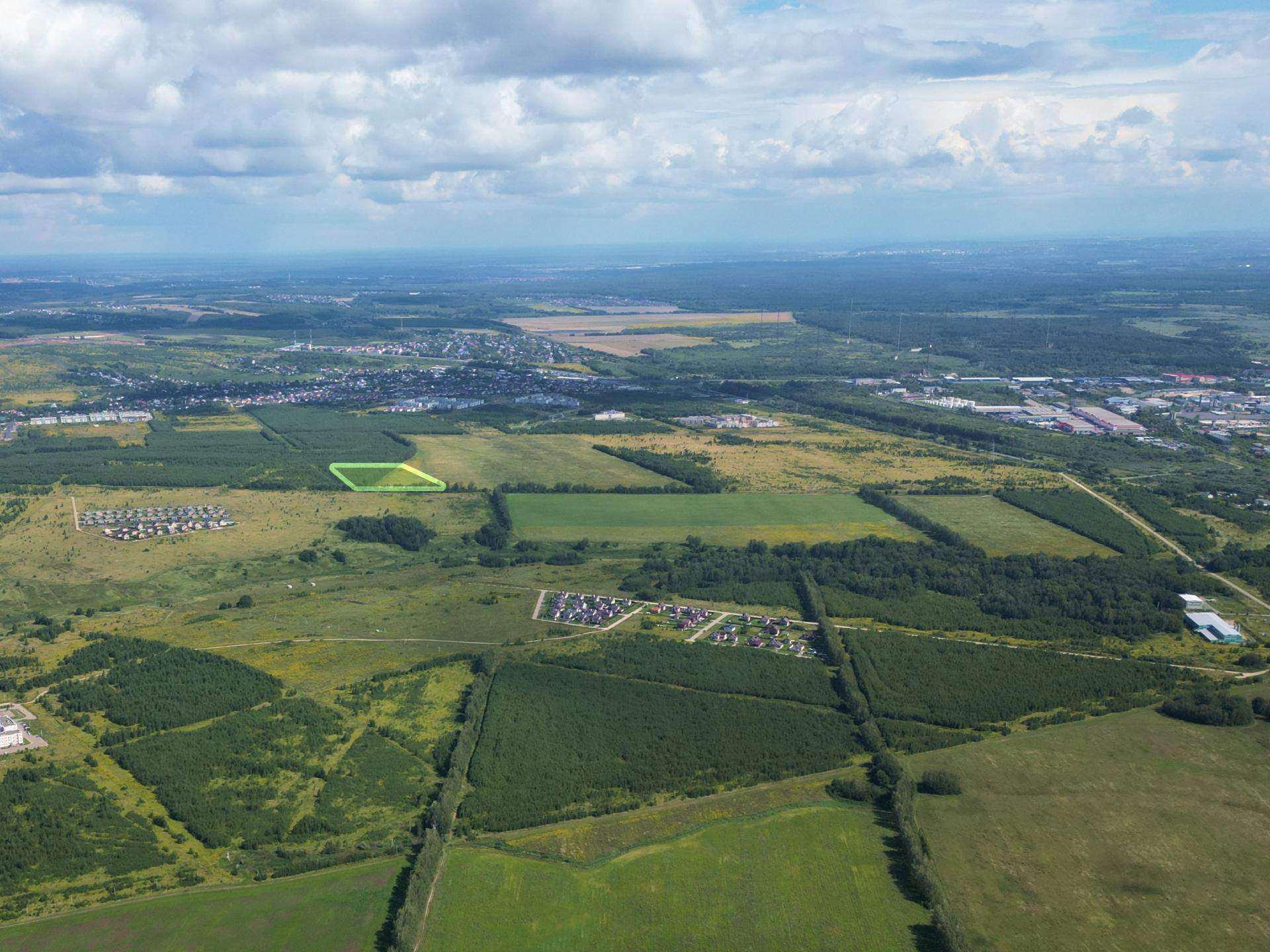 Продам земельный участок 25527 м.кв.