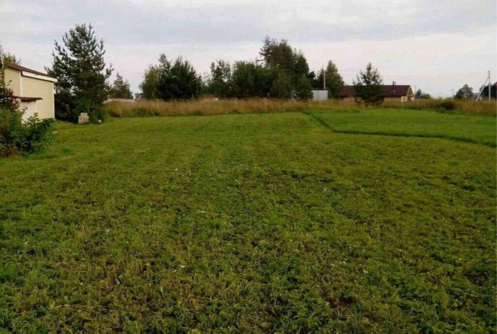 Продам земельный участок 576 м.кв.