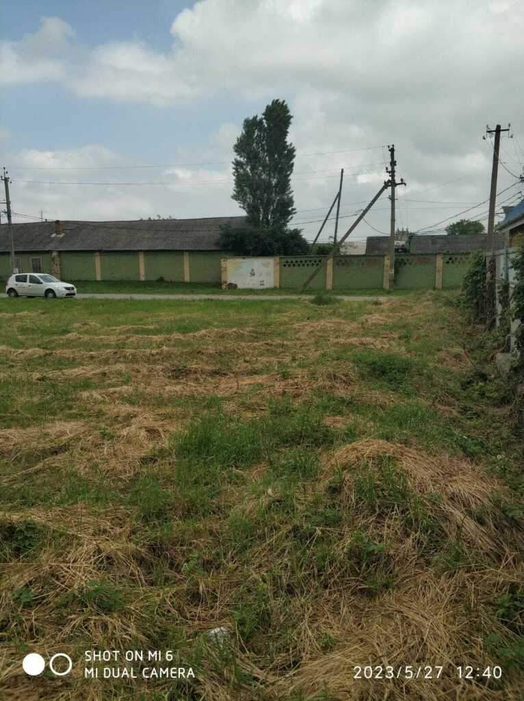 Продам земельный участок 1418 м.кв.