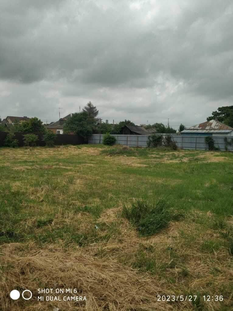 Продам земельный участок 1418 м.кв.