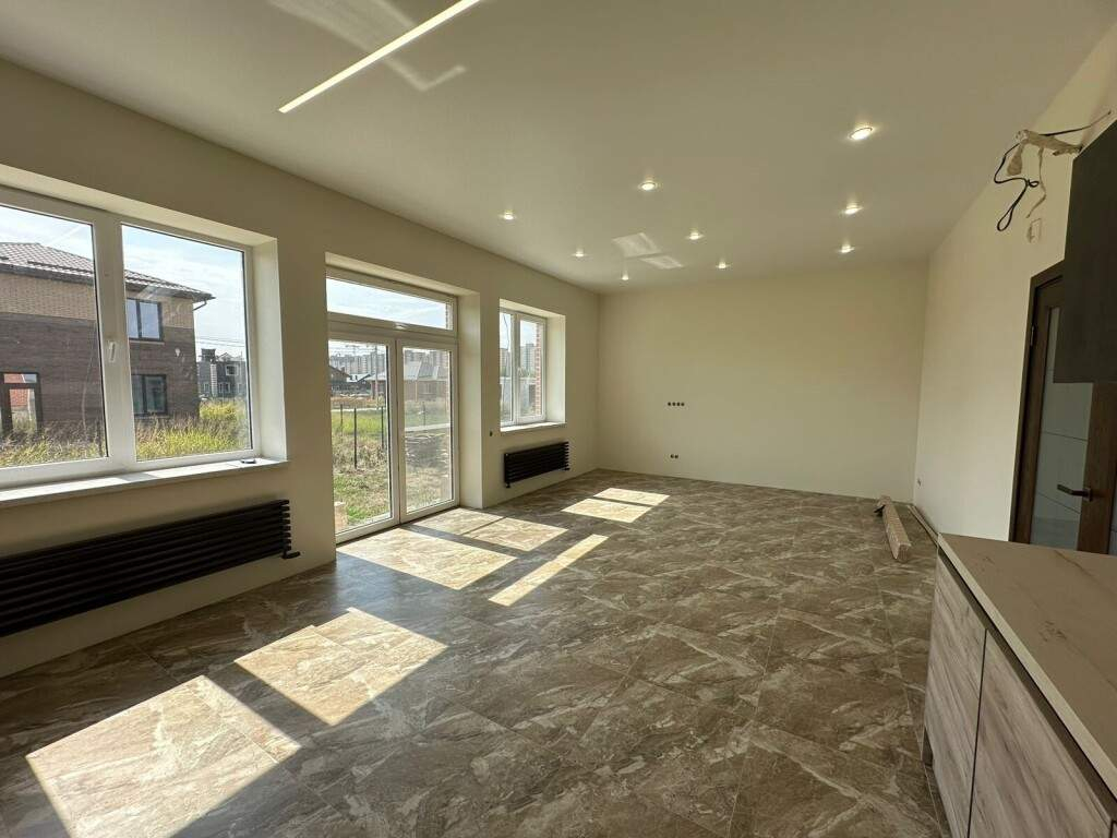 Дом на продажу в Краснодаре, им. Александра Назаренко улица, 18 фото №1