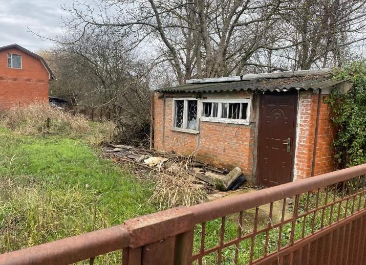 Продам земельный участок 528 м.кв.