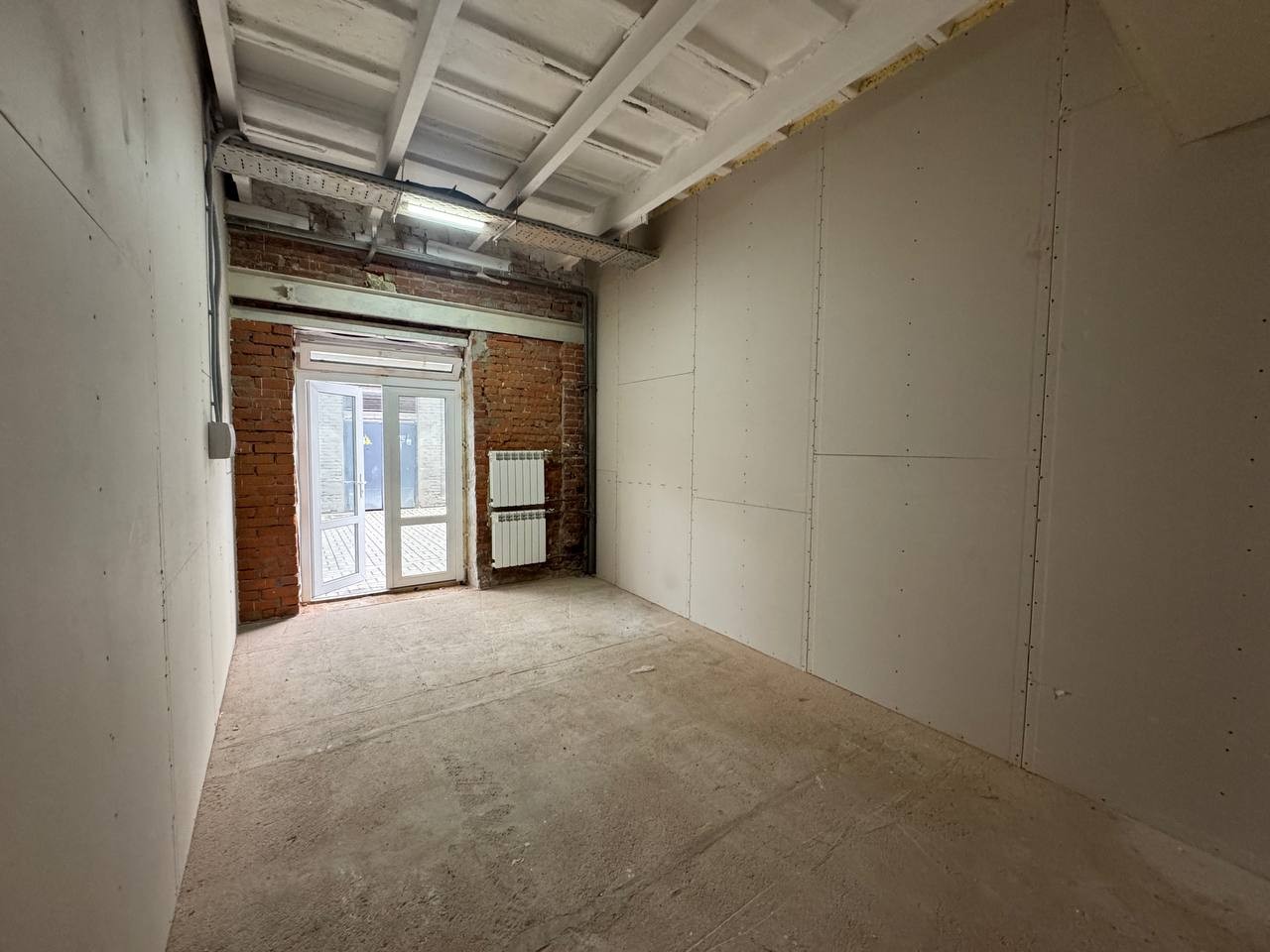 Продам помещение свободного назначения 18.1 м.кв.