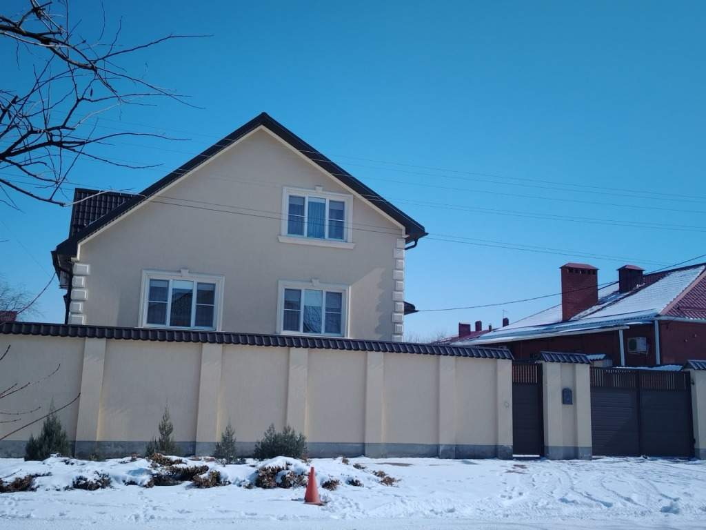 Дом на продажу в Краснодаре, Белозерная улица, 42 фото №1