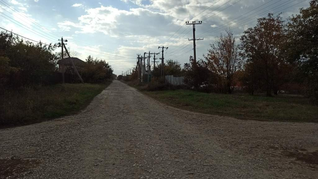 Продам земельный участок 600 м.кв.