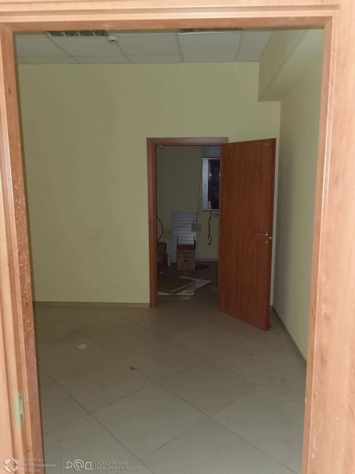 Продам офис 377.4 м.кв.