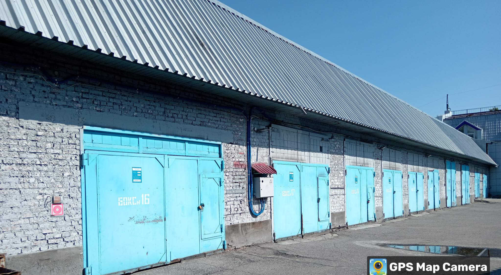 Продам торговое помещение 1630.7 м.кв.