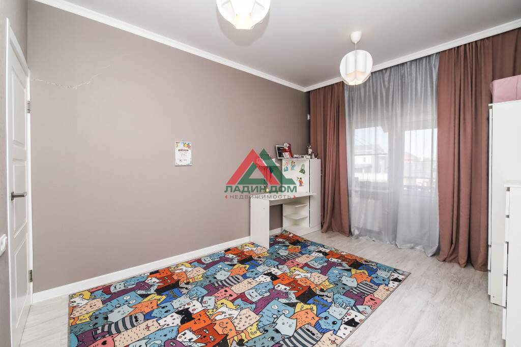 Коттедж на продажу в Новой Адыгее, Им Совмена улица, 7/1 фото №9