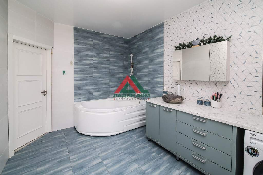 Коттедж на продажу в Новой Адыгее, Им Совмена улица, 7/1 фото №21