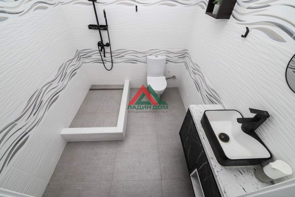 Коттедж на продажу в Новой Адыгее, Им Совмена улица, 7/1 фото №22