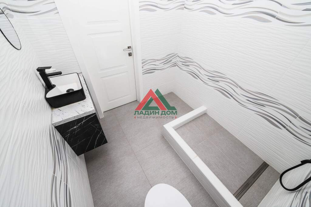 Коттедж на продажу в Новой Адыгее, Им Совмена улица, 7/1 фото №23