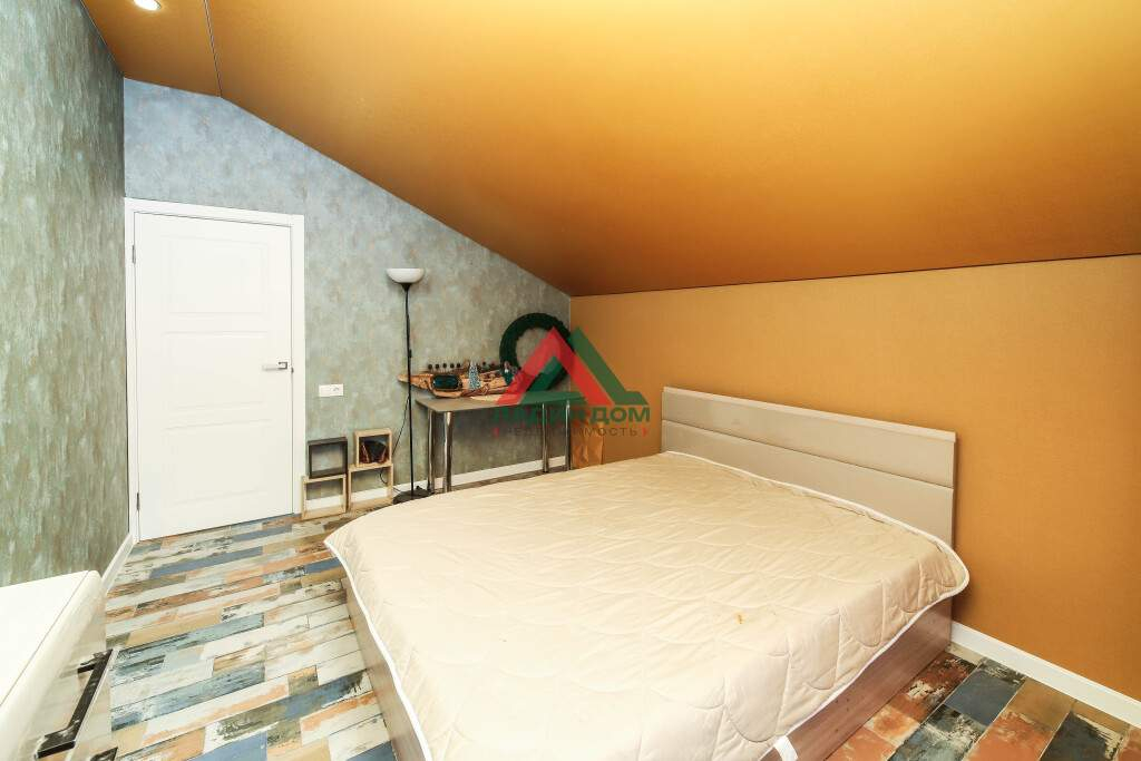 Коттедж на продажу в Новой Адыгее, Им Совмена улица, 7/1 фото №12