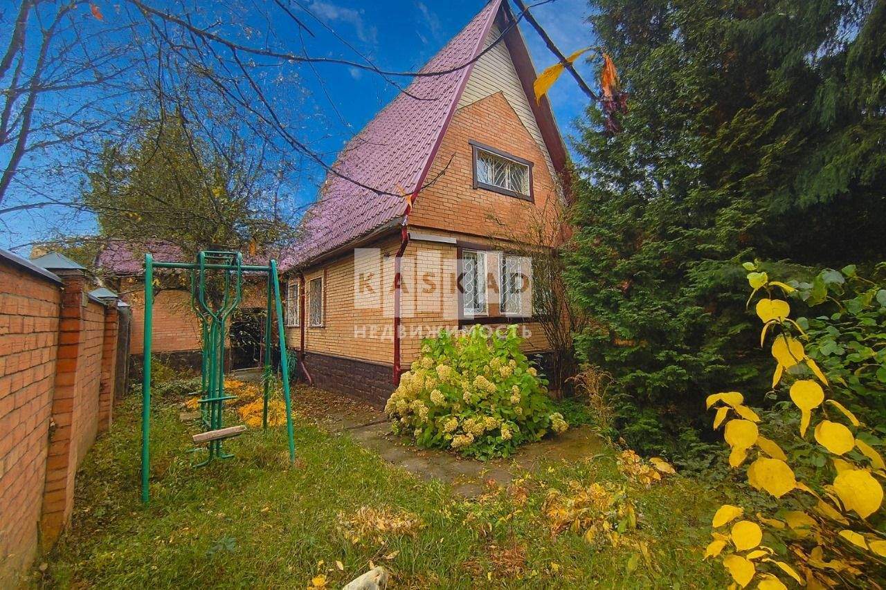 Продам земельный участок 1200 м.кв.