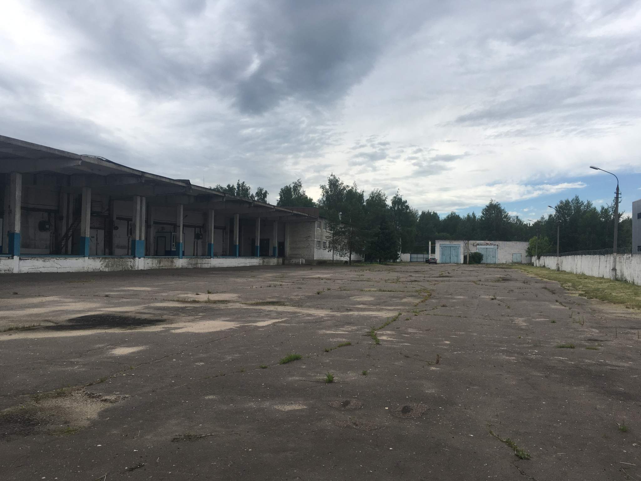 Сдам в аренду земельный участок 1200 м.кв.