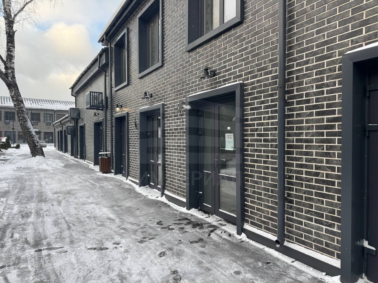 Продам помещение свободного назначения 11.3 м.кв.