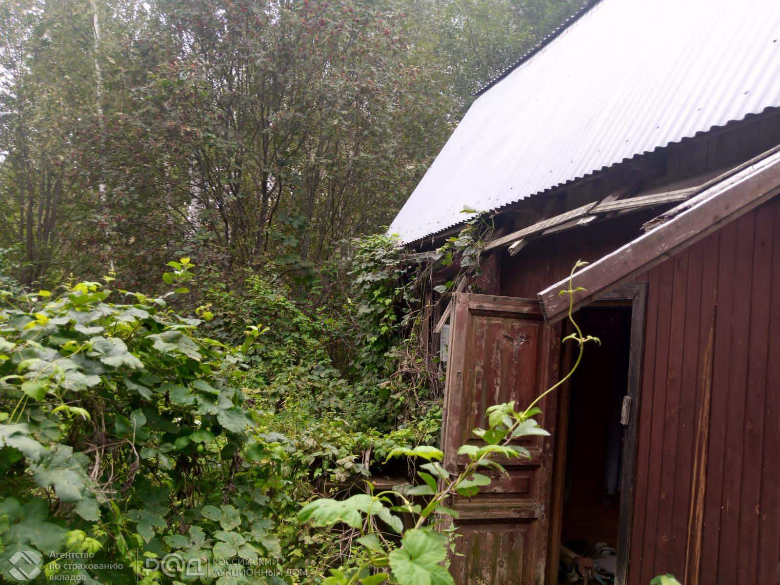 Продам земельный участок 600 м.кв.