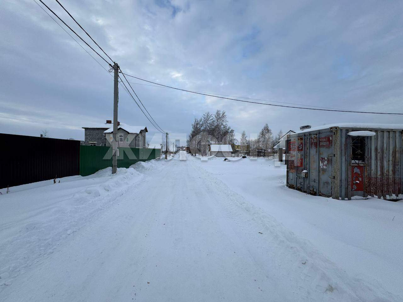 Продам земельный участок 814 м.кв.