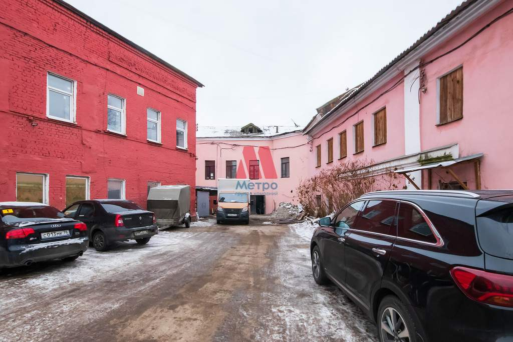 Продам помещение свободного назначения 967 м.кв.