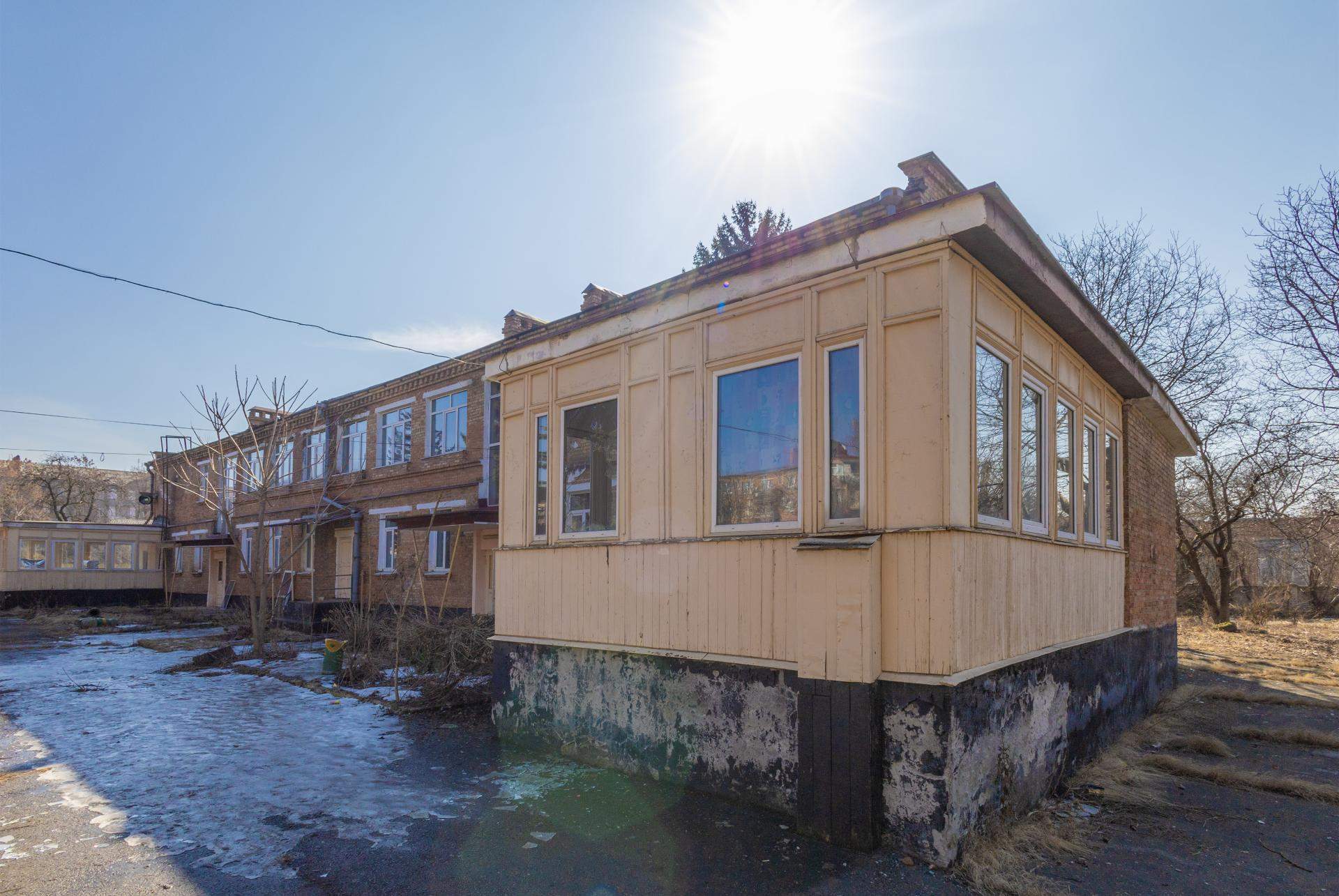 Продам торговое помещение 1006.4 м.кв.