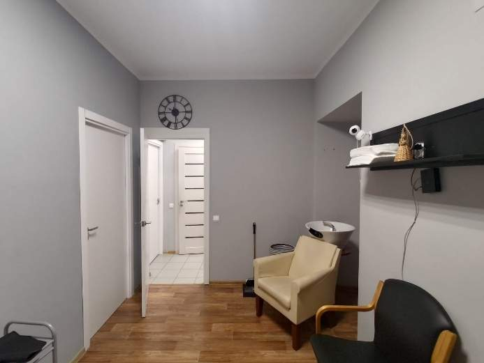 Фото: Продажа офиса 180.9 м2 test