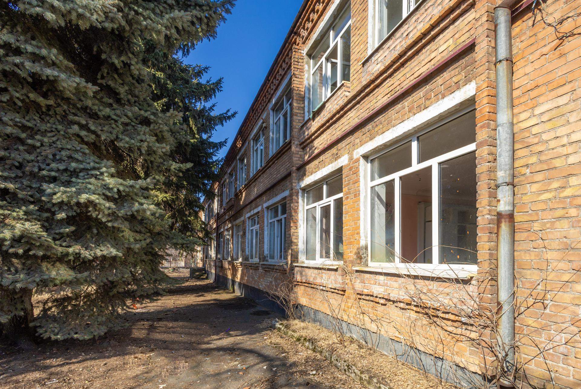 Продам торговое помещение 1006.4 м.кв.