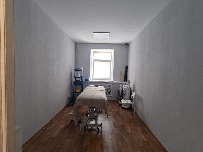 Фото: Продажа офиса 180.9 м2 test