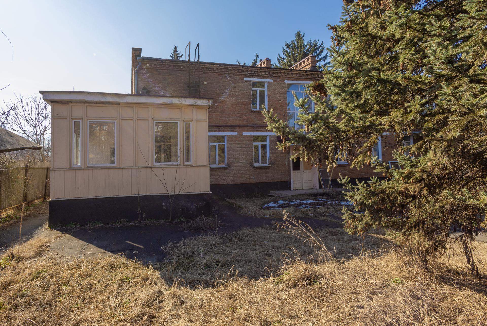 Продам торговое помещение 1006.4 м.кв.